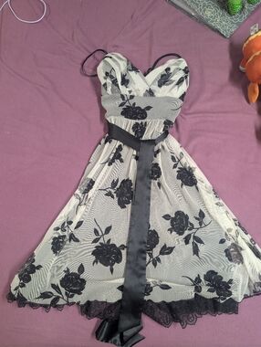 Elegant Strapless Black and Gray Floral Dress